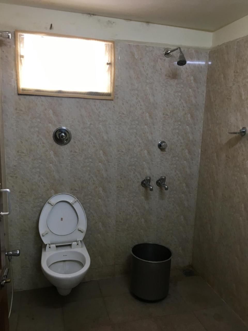 Hotel Subashini International Ченай Екстериор снимка